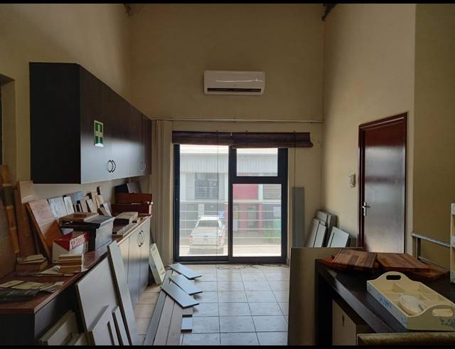 205M² WORKSHOP FOR SALE IN SHAKAS HEAD